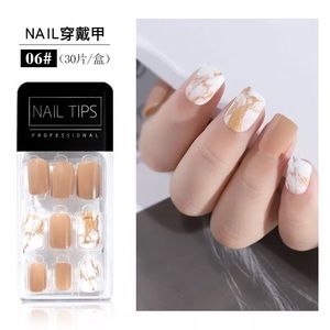 30 Piece Press on Nail- Marble